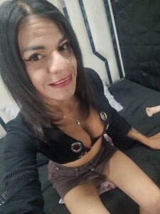 Valentinaa_Lenoxxx Come closer... I want to show you something Foto