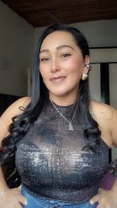 JULIANAWET69 LINDA Immagine 