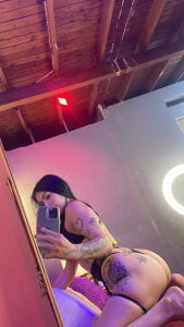 channel_guss Photos in the mirror Foto 3