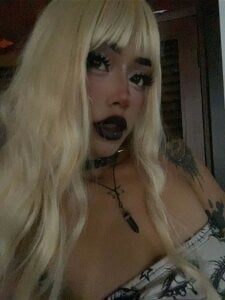 Ivy_Byte Goth Ivy🖤 Foto 2