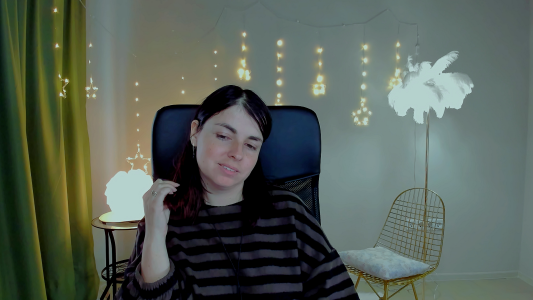 MartaEdams ❝ I want to walk in knee-deep snow and watch it fall from the sky in large clods. Beauty... beauty. . fénykép