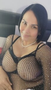 EmperatrizMilf Public Pic 9