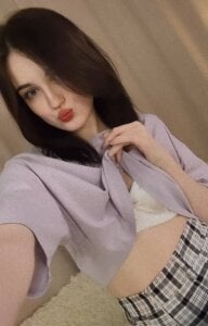 AundreaMarsell Lilac mood and a little dream 💭🌸 Pic 3