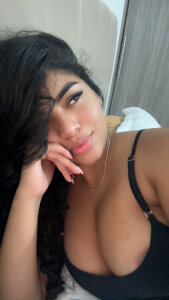 karlymonroe Public Poză 3