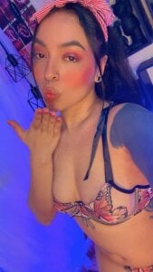 Sarahandzack pretty sarah queen Pic 2