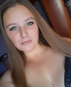 Sophia_BigBoobs_10: Public ( фото)