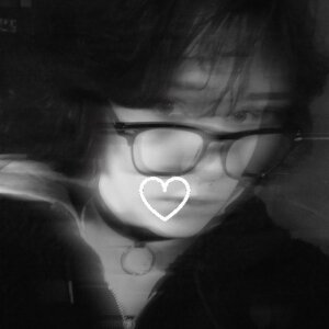 JenyHlop Public Pic 4