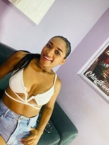 yara_cloe Public Pic 4