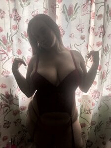 HarychaLysichka In nature Foto 6