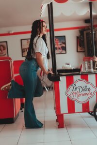 miss_hellen2: kiss ( 2 фото)