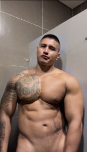 c_a_l_i_c_h_e Public Pic