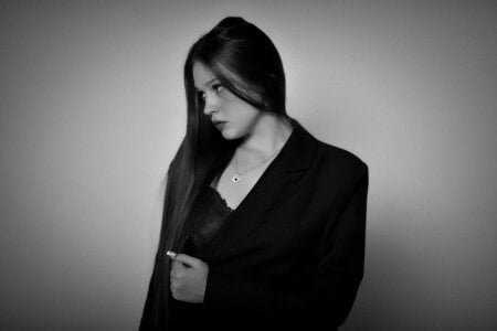 ReneeCosden Public รูป  3