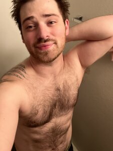 HotCamAndCheeze: Public ( 4 фото)