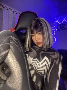 Evelyn_gate1 🕸️🕷️ Pic 2