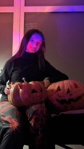 _Nika_Kik Halloween Nika Pic 3