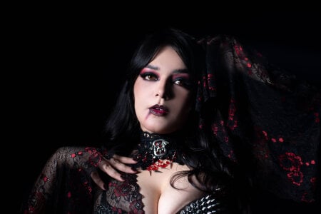 AmberGreyy_ your vampire girl Pic