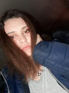 SaraElise make up Pic