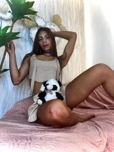 ambar_watsson Public Pic 5