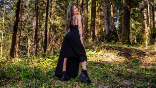 NightshadeIris Mountain💃🔥 Pic 8