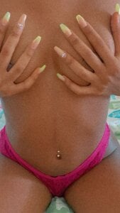 Savagegirlsexy Public Pic 4