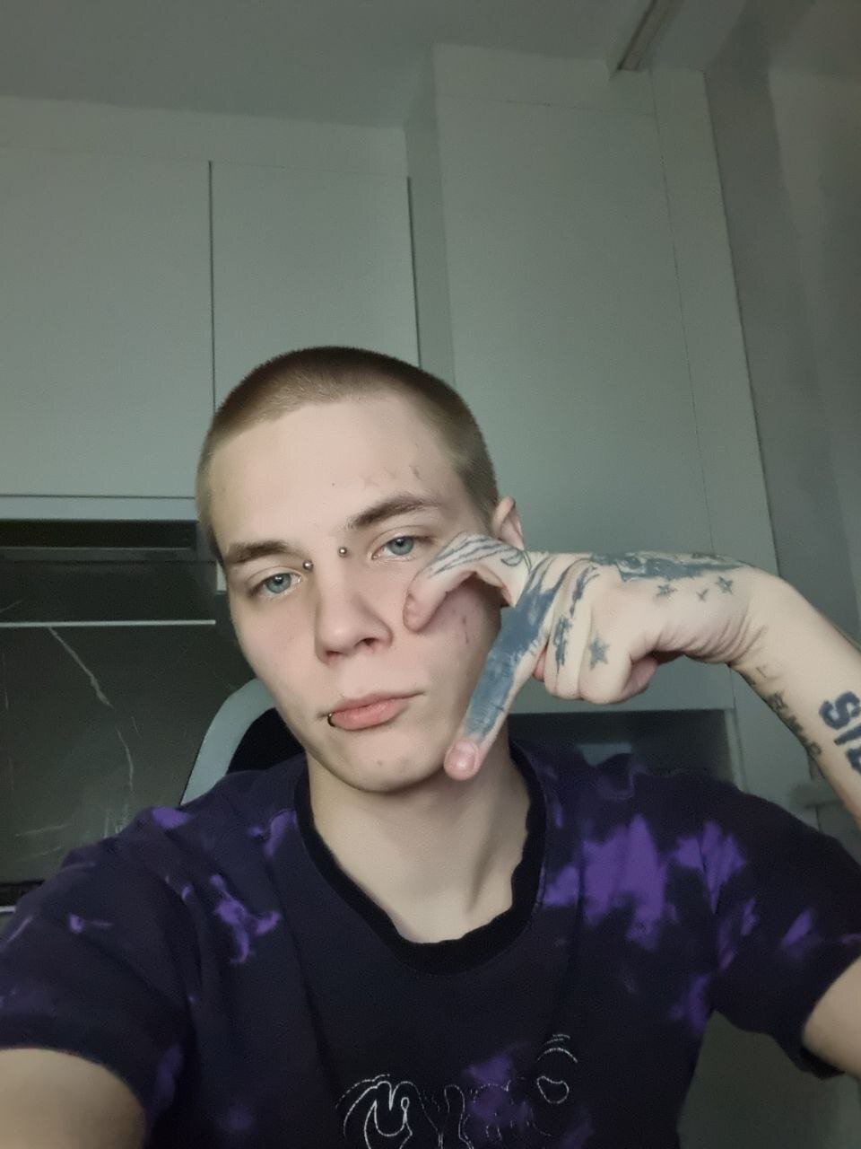 yourlildemon  6366. kiemelt képe