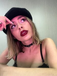 sienna_bloo 💋😈 Pic