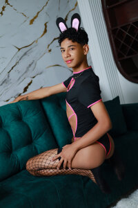 Amberr1 sexy and hot boy Pic 5