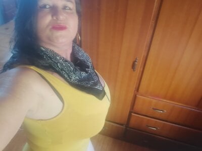 Miss-tetas Public Pic 2