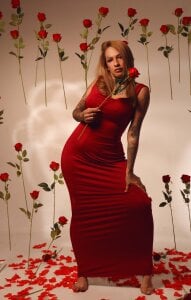 dakota_stream: san valentin 💝❤️ ( 4 фото)