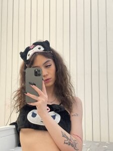 ClaraBakerg Public Pic 6