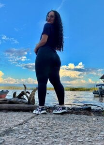 chunn_liioo Id Day out Gambar 2