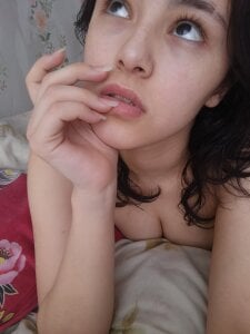 VerlieChahal Just woke up รูป  4