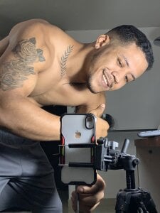 chris_adam97Public图片 9