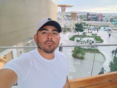 peliculiar Public Pic