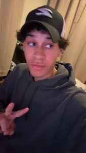 Public de hardworkerboy21  2 photos