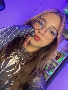 EmilyMiller_ For u Pic 2