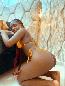 EXOTIC_EBONY_ Beauty in oRANGEE! 🍊🥵 Pic 2