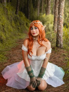 mia_slutty_ Trick or treat? Pic 2