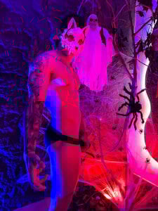 The beast that awakens on Halloween🐾😈 de joseph_boy  5 Imagens