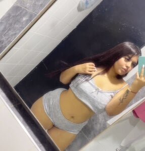 Scarlett_monn Public Pic 3