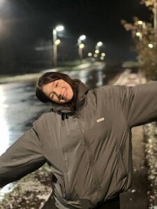 YvonneShames Public Pic