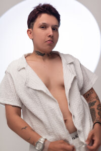 AlanRed_ perfect Pic 3