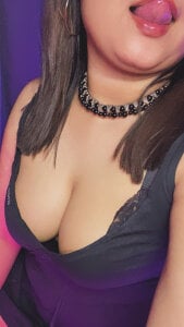 Saira_Hotty Public Immagine  4