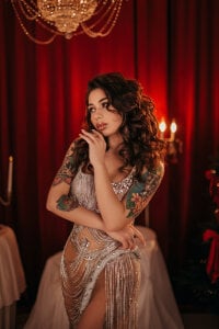 vinkiepinkie Snow queen😏❄️ Pic 9