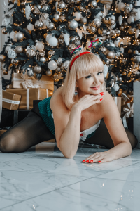 FlirtyMary Christmas 2025 صورة واحدة|FlirtyMary Christmas 2025 صورتان|FlirtyMary Christmas 2025  6 صور|FlirtyMary Christmas 2025  6 صورة