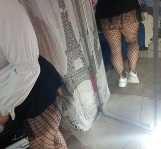 mira_cherry02 Public Pic 3