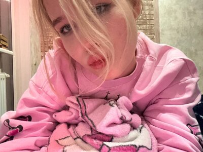 FreyaLoveLoveのPublicの 3枚の写真