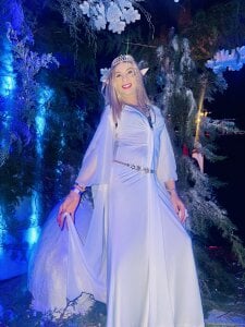 davinaclaire Soy la elfo reina 👸 Foto