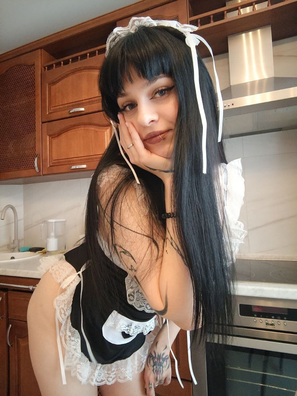 _Alison__ Sexy maid Pic