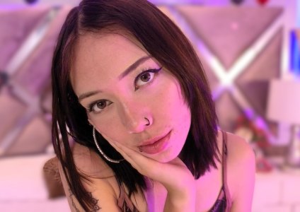 Just Harper. de HarperrWest  2 Imagens